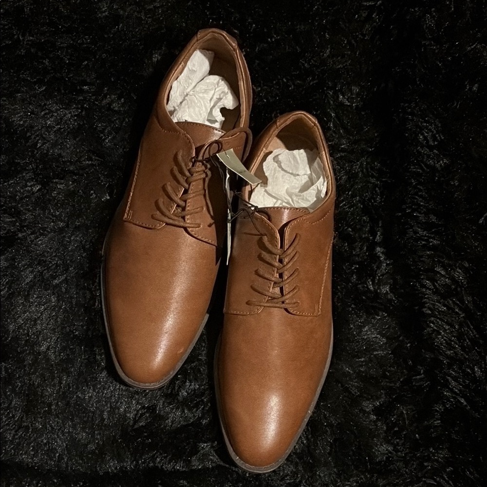 Goodfellow & Co Brown Leather Oxfords with Lace-Up Design